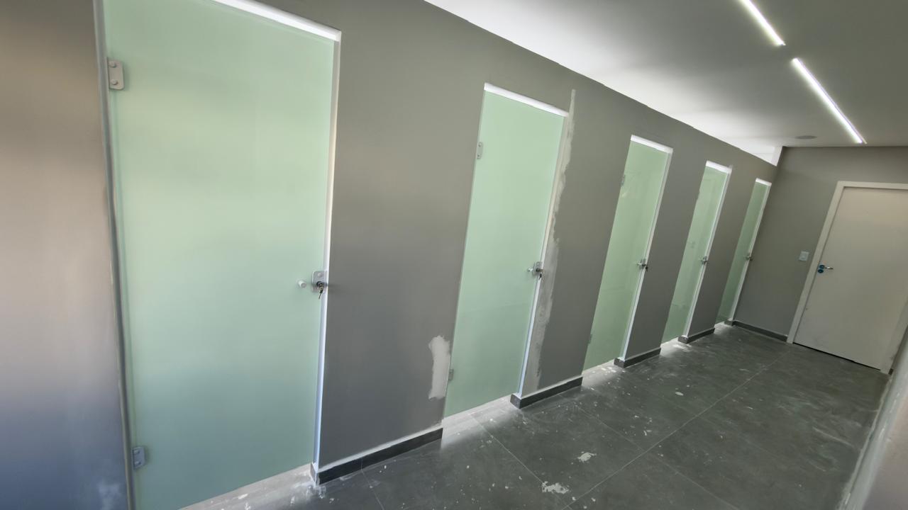 Porta, janela ou divisória de vidro executada pela Vidros FV — foto 19